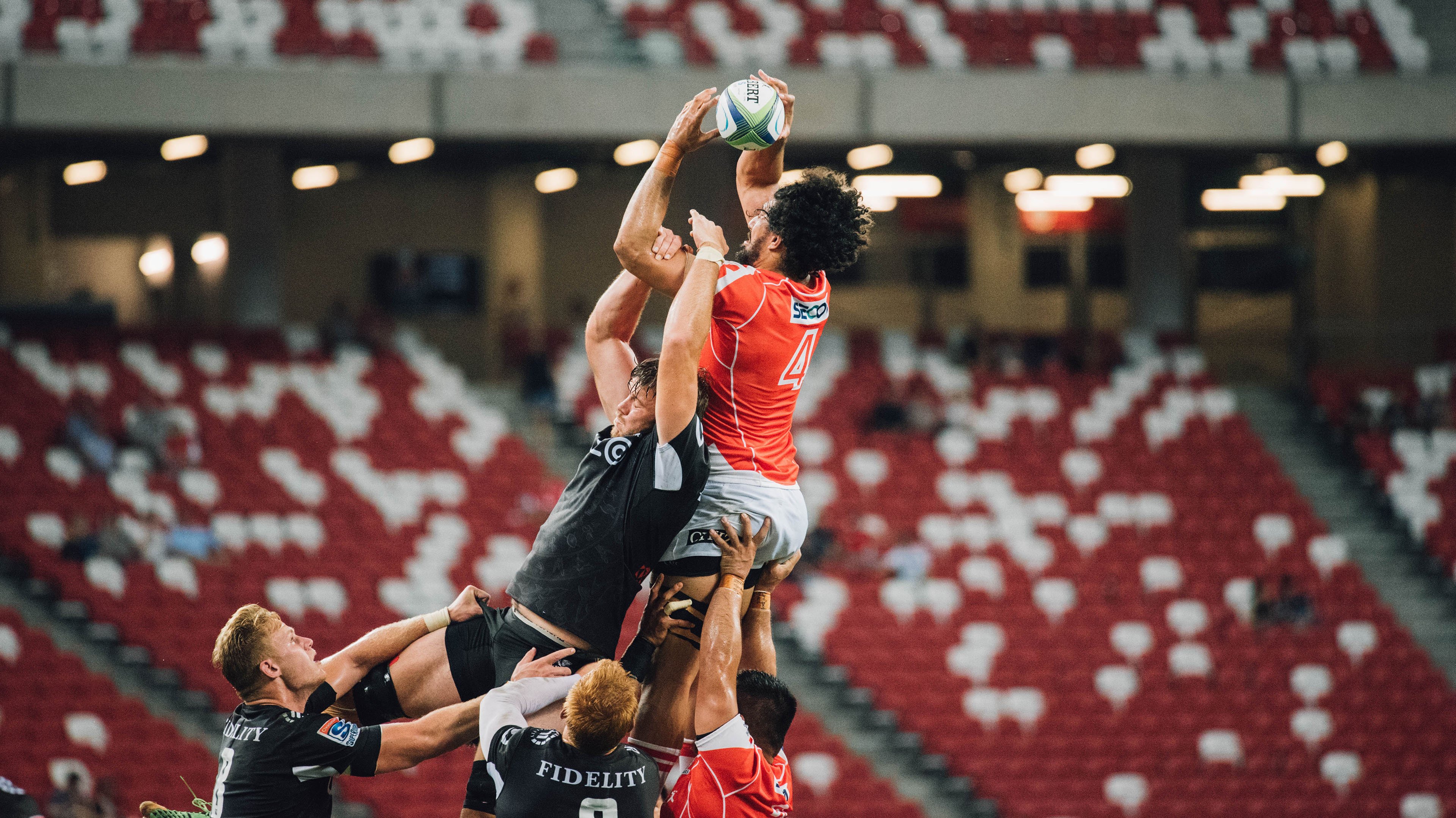 军训献血有假说 校方回应：既无政策也无强制，军训前献血